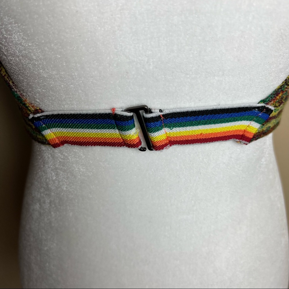 Kimchi Blue Urban Outfitters Rainbow Hue Knit Halter Top Backless Size Small - Picture 5 of 12
